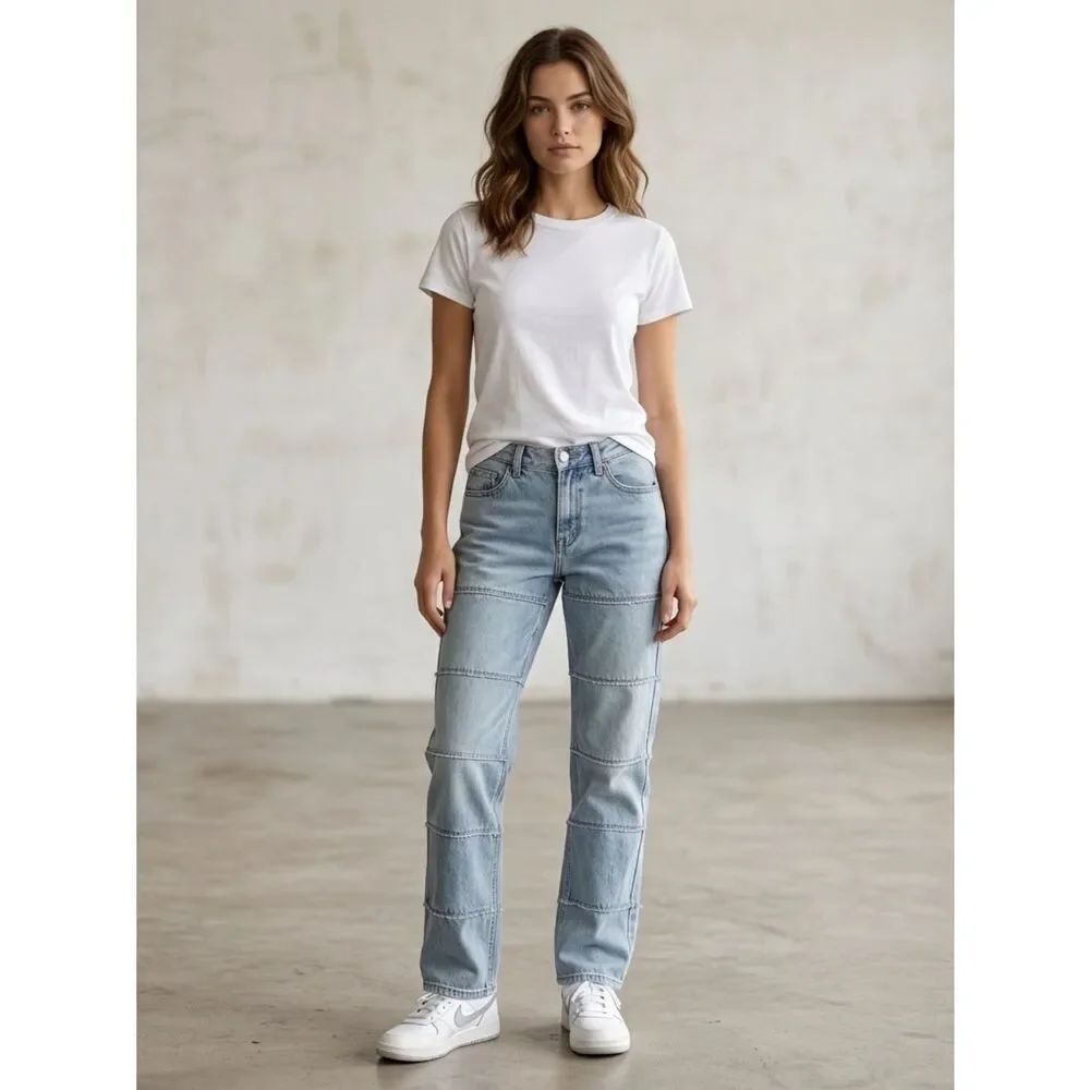 PacSun Light Wash Paneled Frayed Edges Low Rise Straight Leg Jeans Size 26